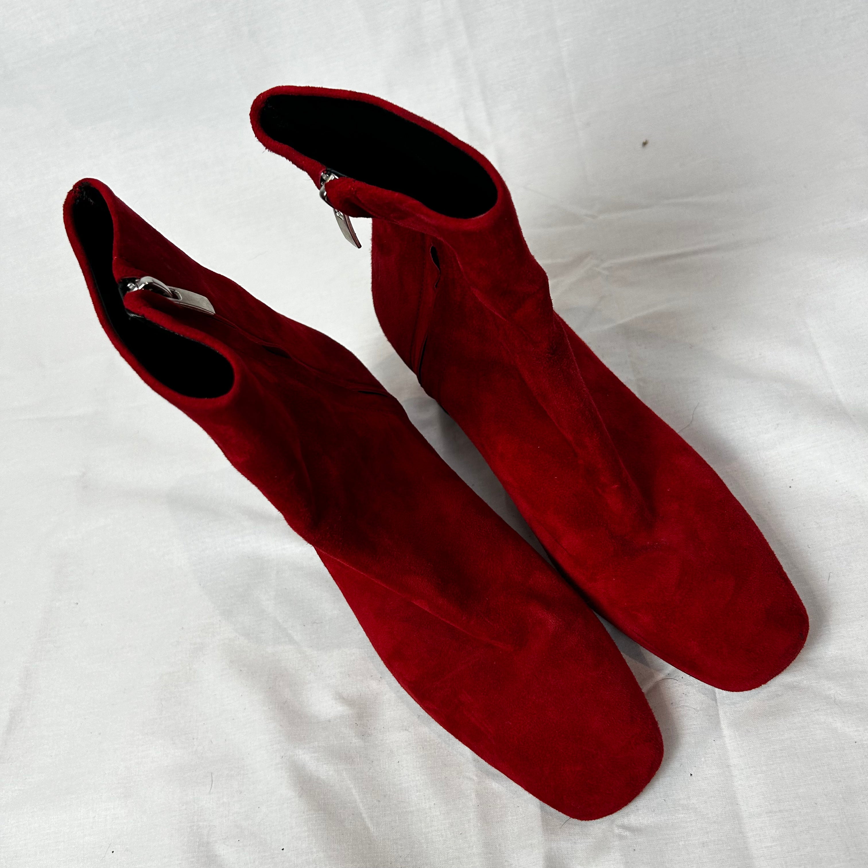 Dorateymur Brand New Red Suede Zippered Ankle Boots 37/37.5/38