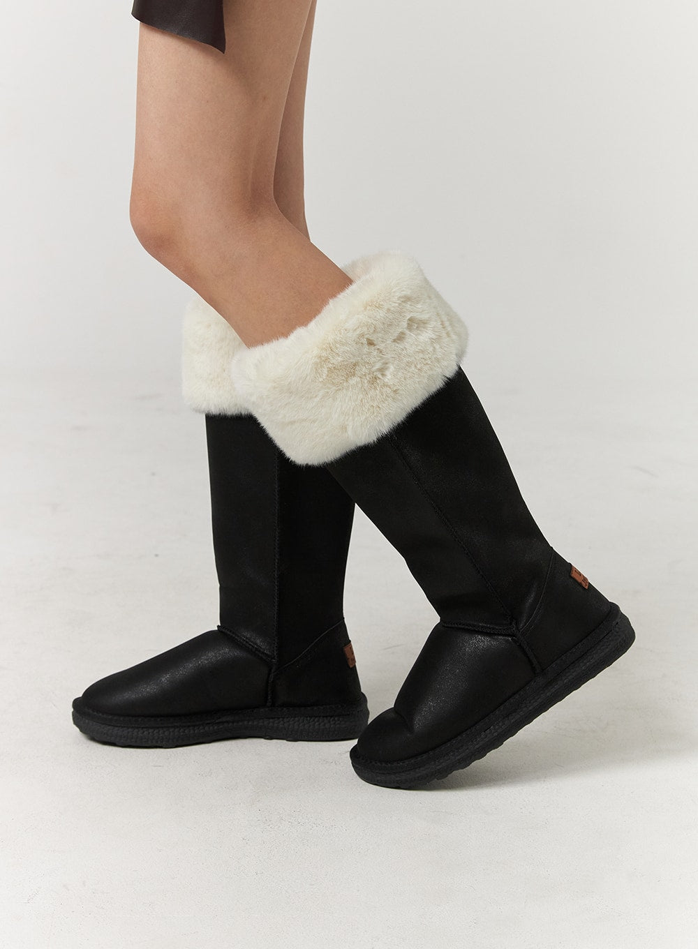 Flat Faux Shearling Ankle Boots CJ405