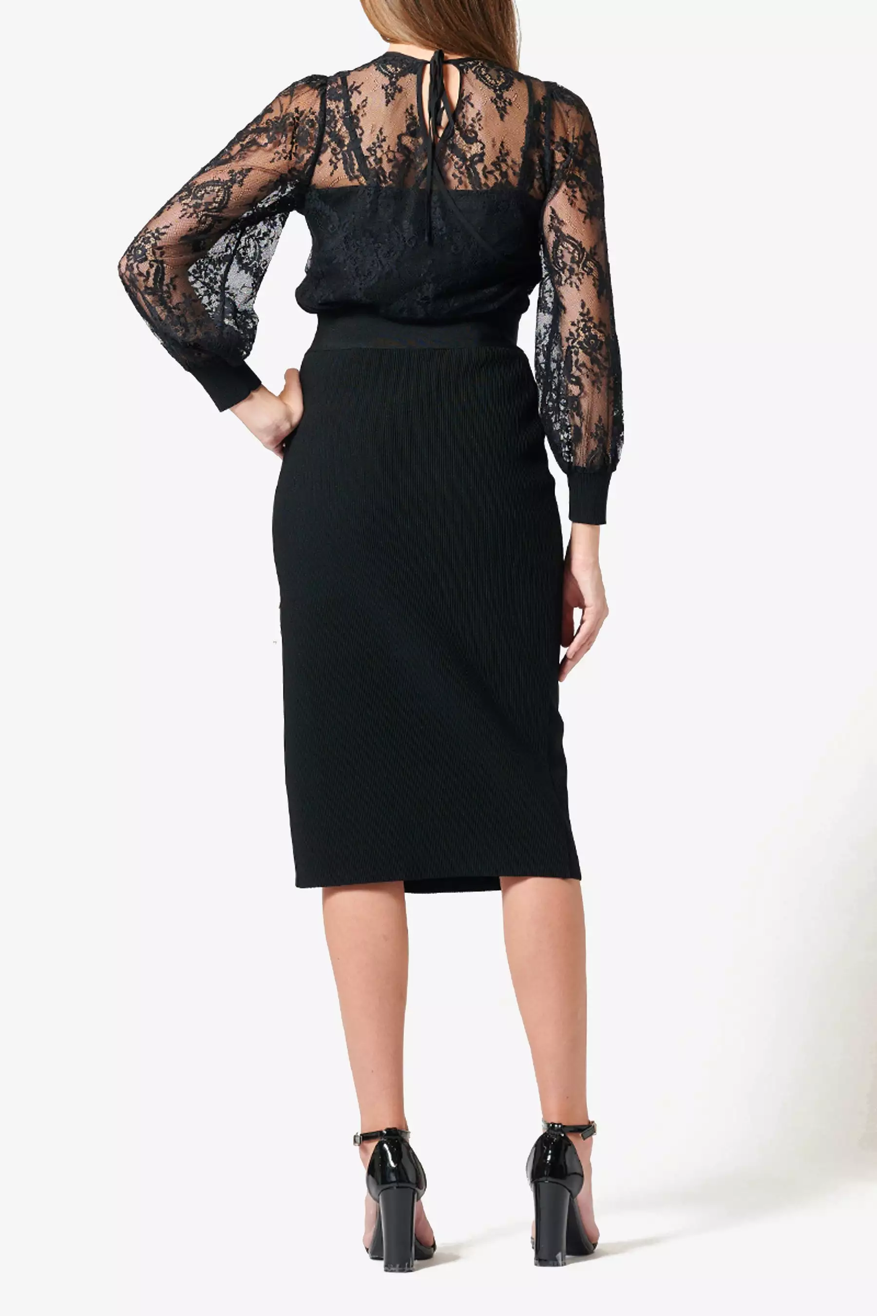 High Slit Chain-Link Bodycon Skirt