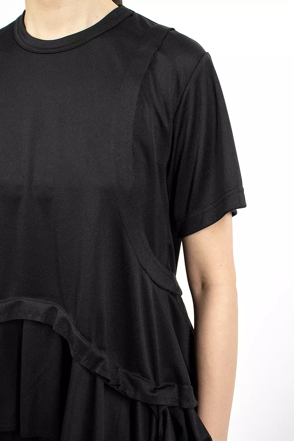 Ruffled Hem T-Shirt Black