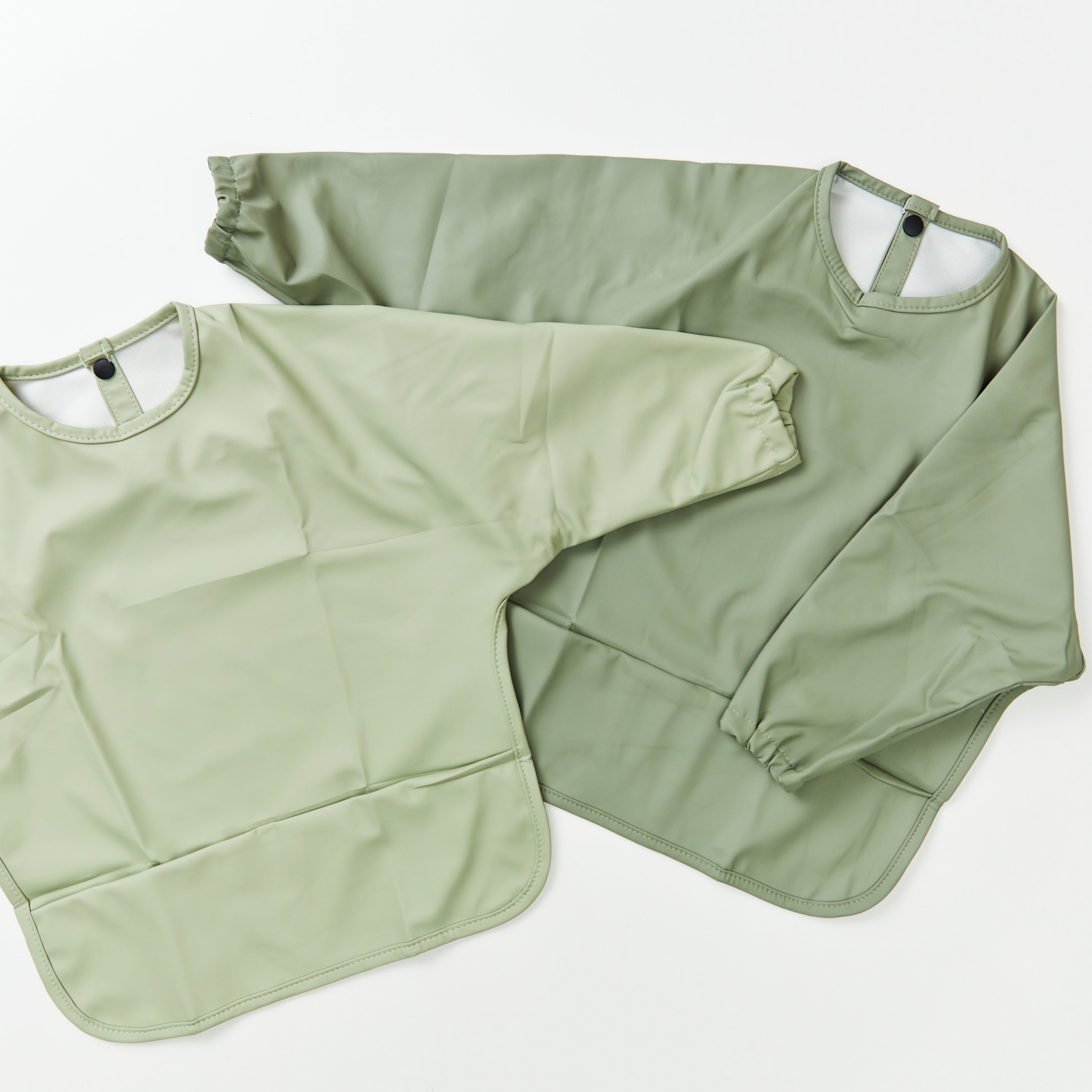 Waterproof Long Sleeve Baby Smock Bib in Aloe Green